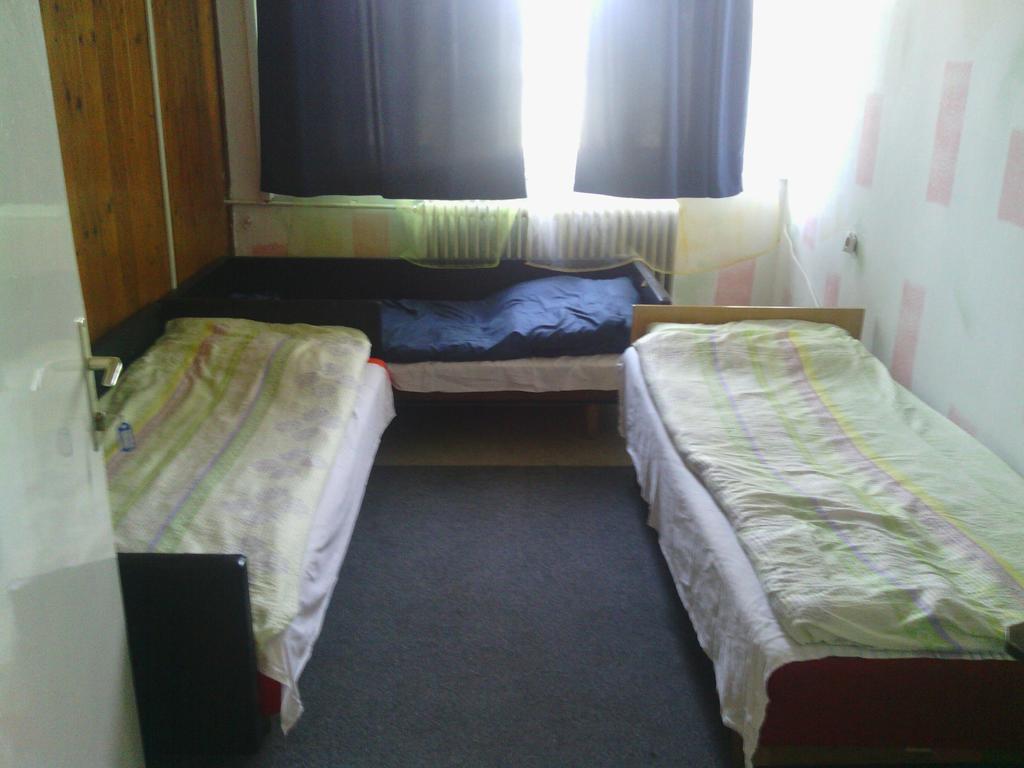 Centrum Panzio Kaposvár 客房 照片