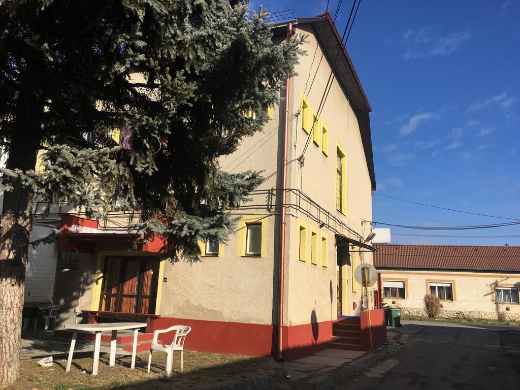 Centrum Panzio Kaposvár 外观 照片